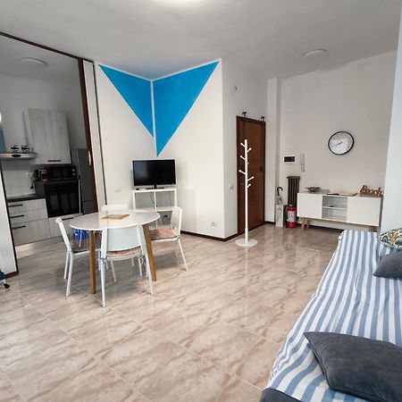 Appartamento Azzurro Pésaro Exterior foto